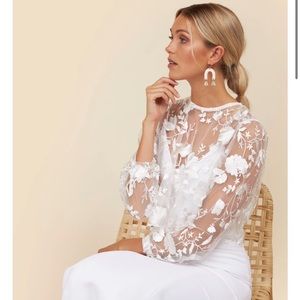 Park and Fifth Hayes topper